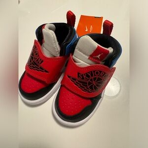 Jordan sky baby shoes size 5
